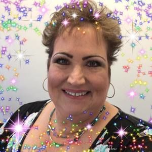 Meet your Posher, Cynthia